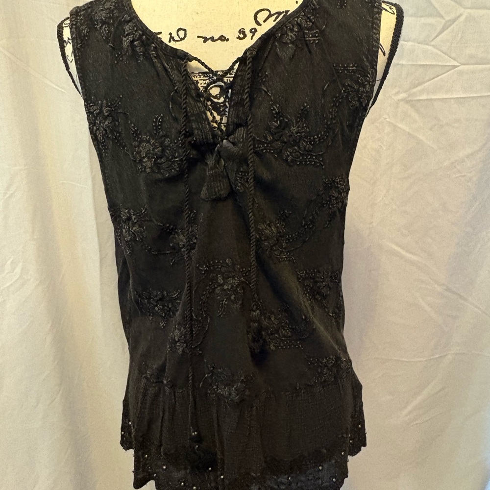 Lucky Brand Black Textured Sleeveless Top with Embroidered Neckline